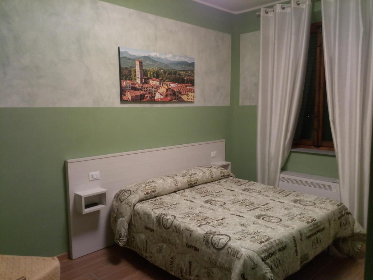 Affittacamere Rossi Lucca Exteriör bild